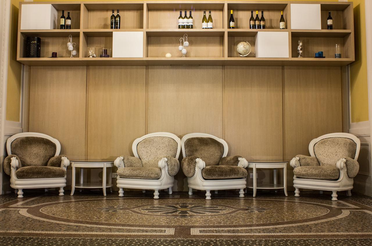 Hotel Universal Livorno Bagian luar foto
