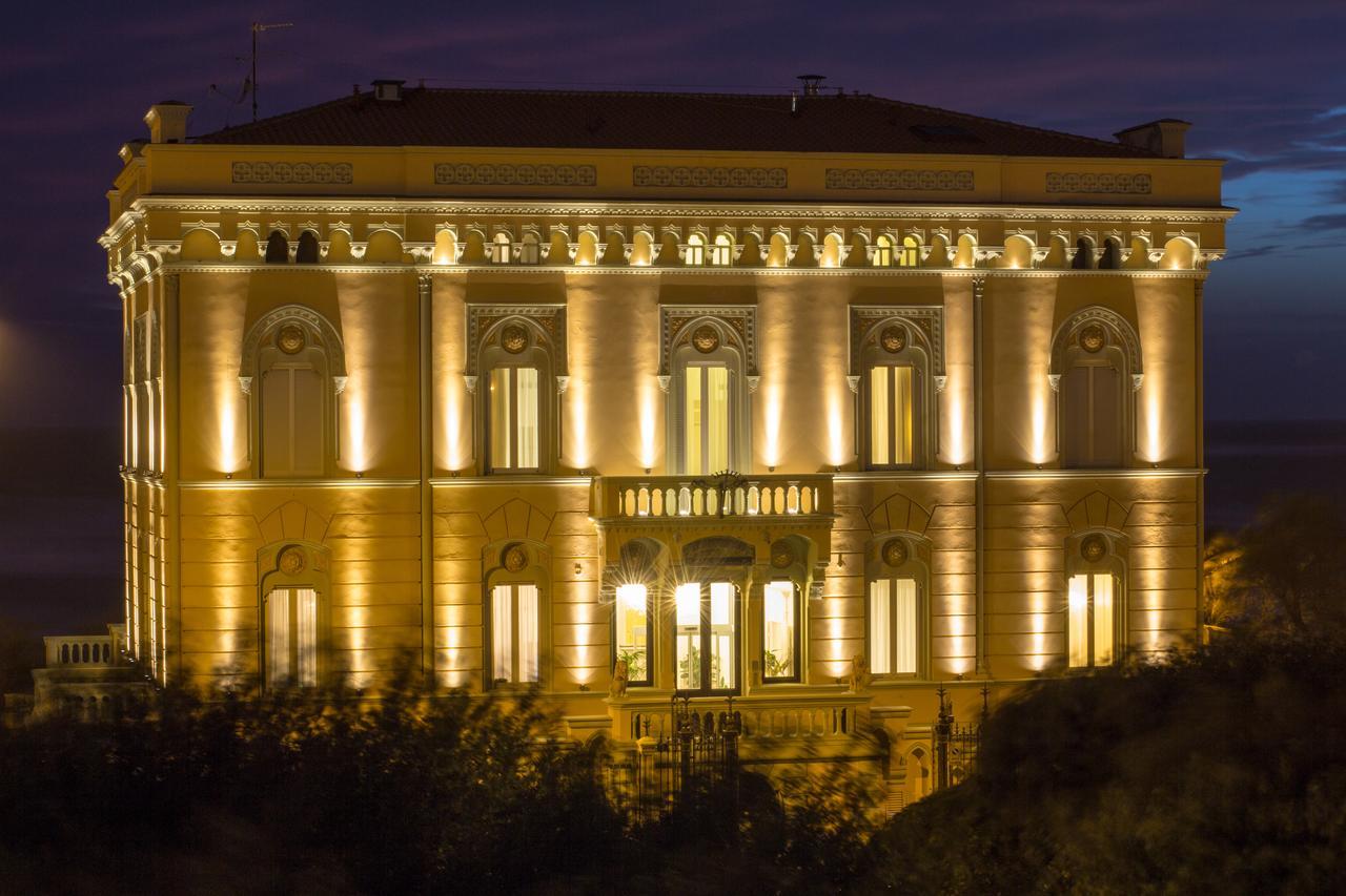 Hotel Universal Livorno Bagian luar foto